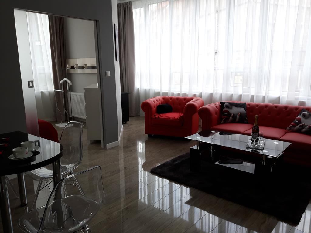 Apartamenty Centrum Krawiecka زيلونا غورا المظهر الخارجي الصورة
