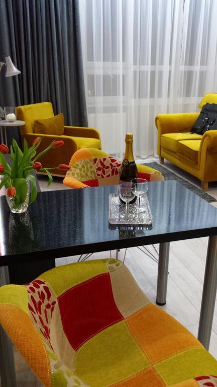 Apartamenty Centrum Krawiecka زيلونا غورا المظهر الخارجي الصورة
